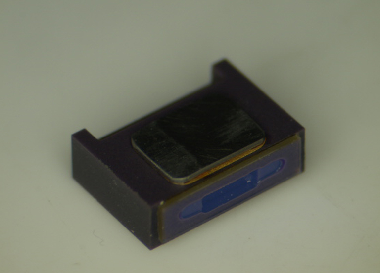 4 通道脉冲激光二极管